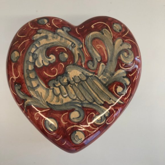 Hand-Painted Ceramic Heart Trinket Box with Lid - Picture 3 of 5
